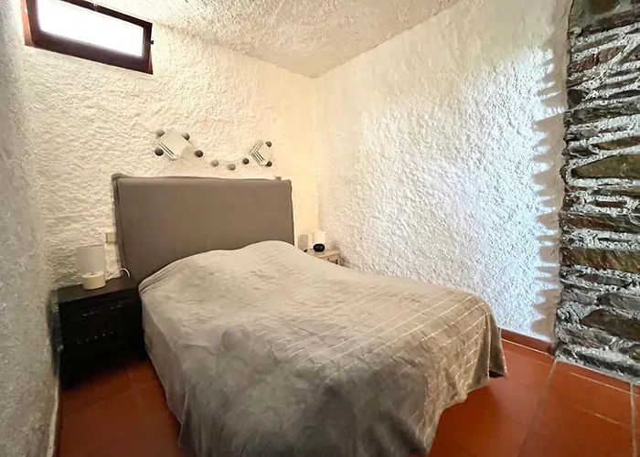 Maison Paisible Entre Et Montagne A - Fr-1-309-515